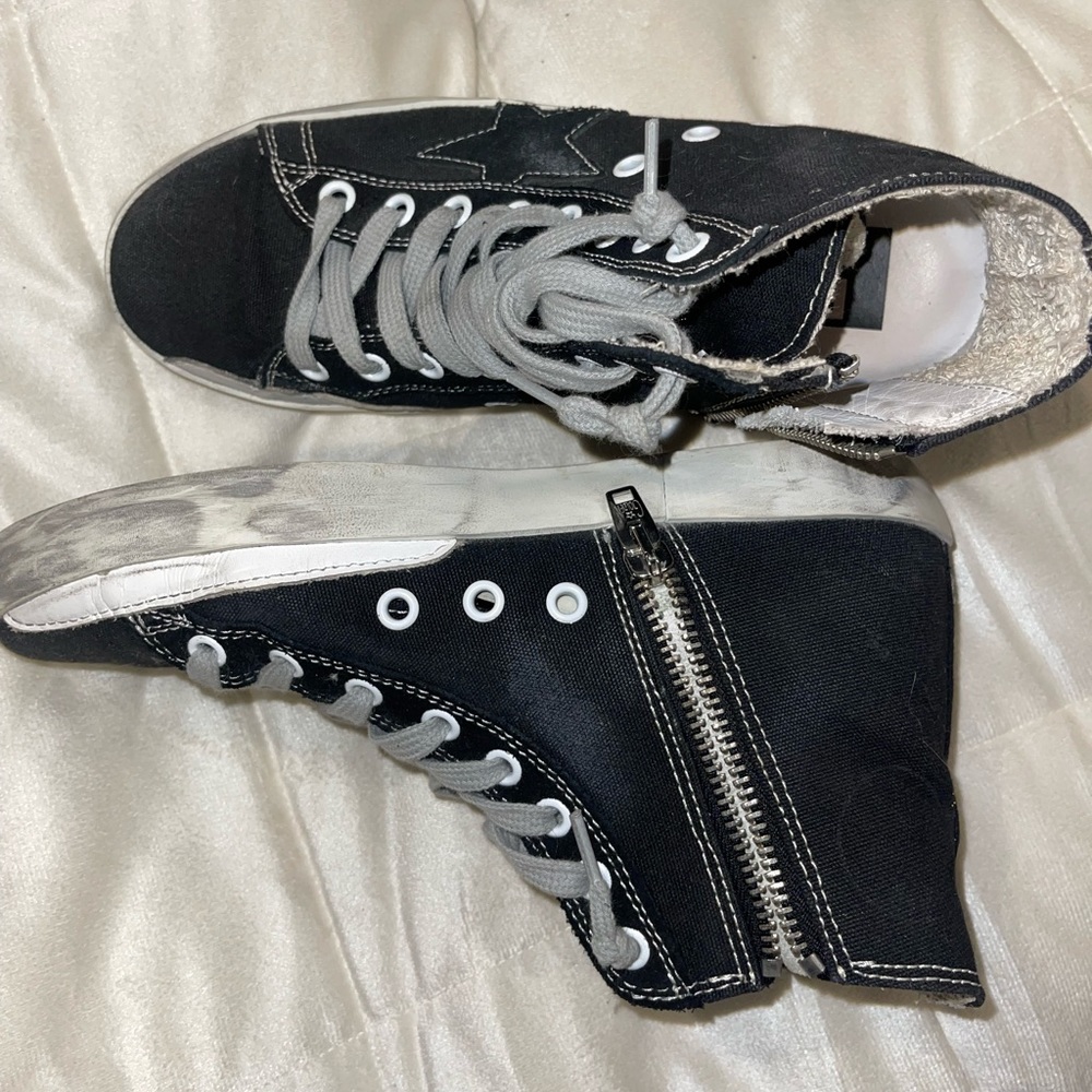 Golden Goose size 6 worn maybe 4 times.